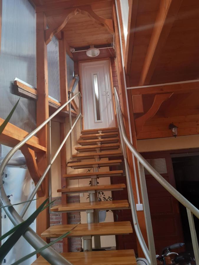 Boglarka Apartman Gyula Exterior photo